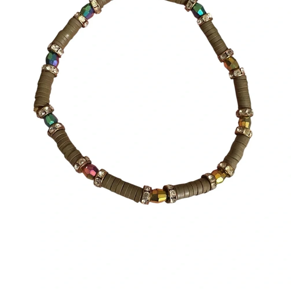 Stretch Heishi Bead Bracelet‎ – Taupe/Olive-Grey Beads with Iridescent Rainbow